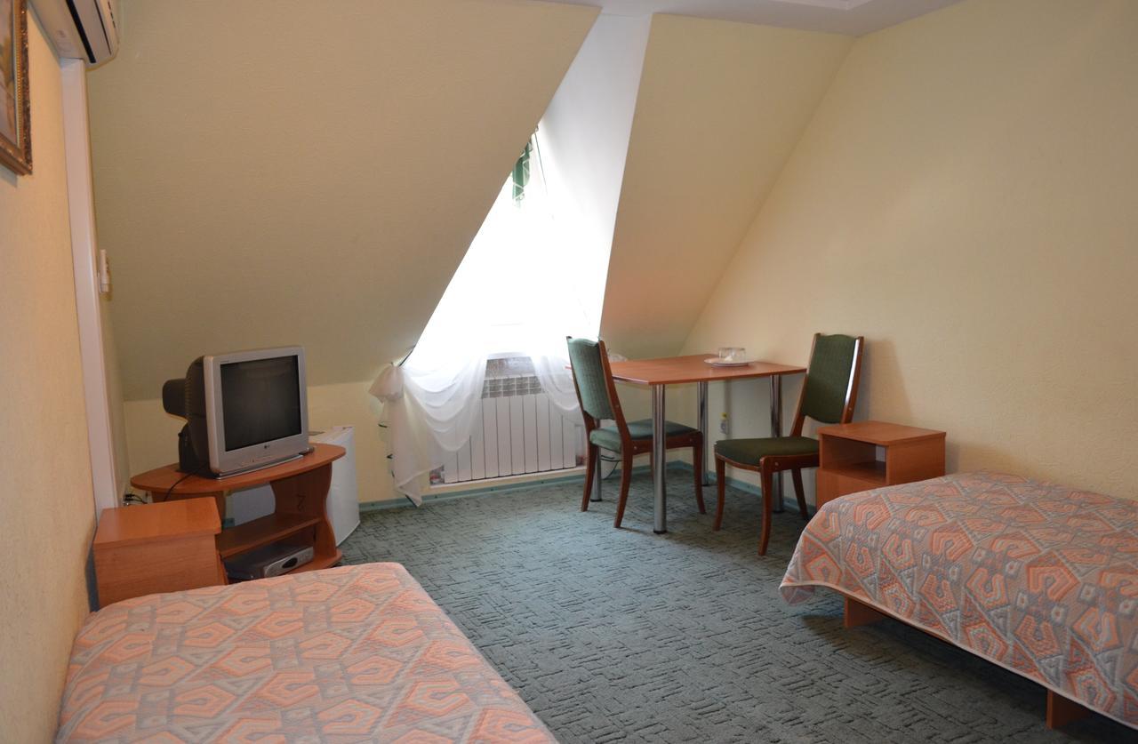 Motel Kozatska Zastava Kropywnyzkyj Exterior foto