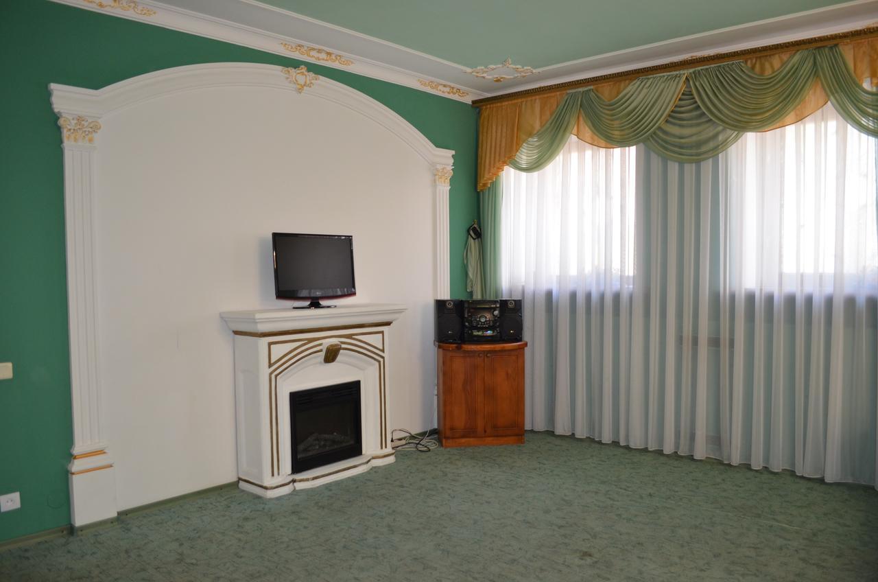 Motel Kozatska Zastava Kropywnyzkyj Exterior foto